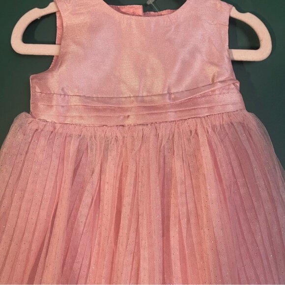 Pink Formal Sleeveless Dress with Pleated Skirt and jacket size 18-24 new - Picture 2 of 4